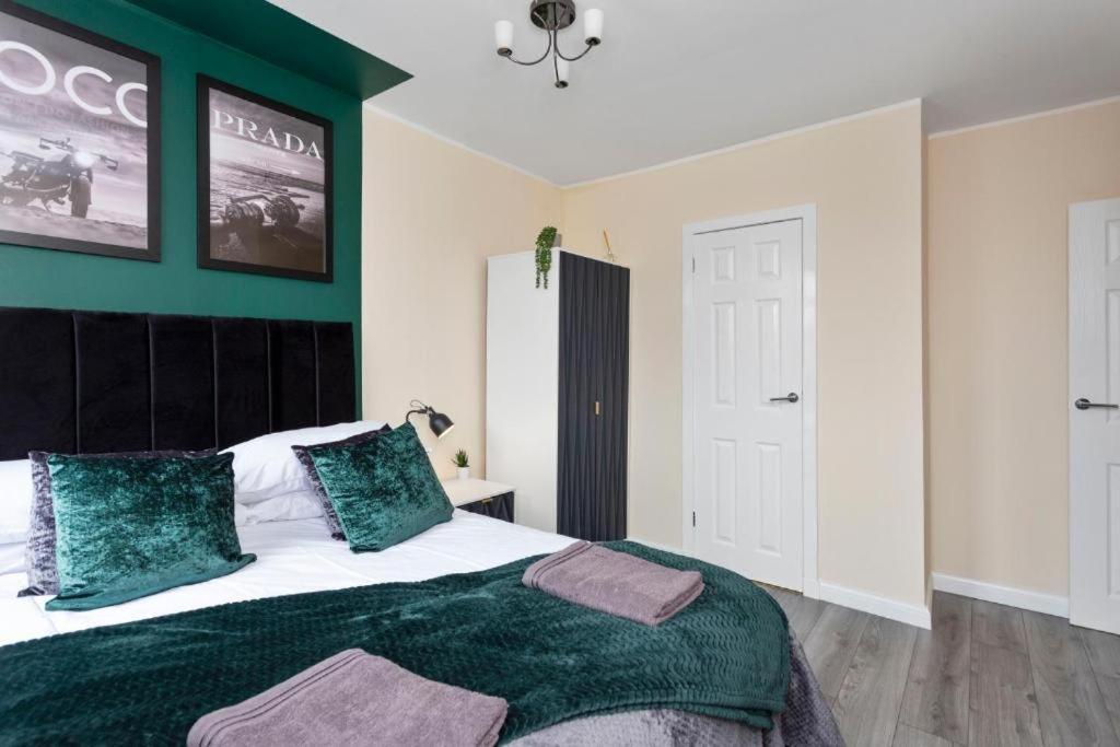 Stylish 3 Bed Edinburgh Abode-Parking And Garden Apartamento Exterior foto